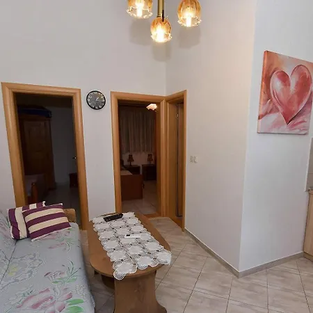 By The Sea - 21836 Apartament